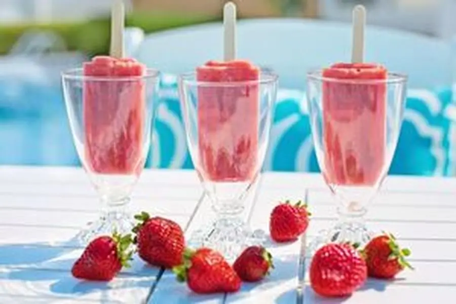 Przepis na Sorbet z truskawek. Czyli Jak ugotować i jak przygotować Sorbet z truskawek.