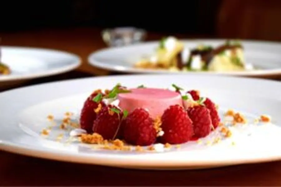 Przepis na Malinowa Panna Cotta. Czyli Jak ugotować i jak przygotować Malinowa Panna Cotta.