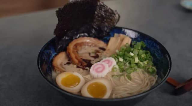 Przepis na Tonkotsu Ramen 