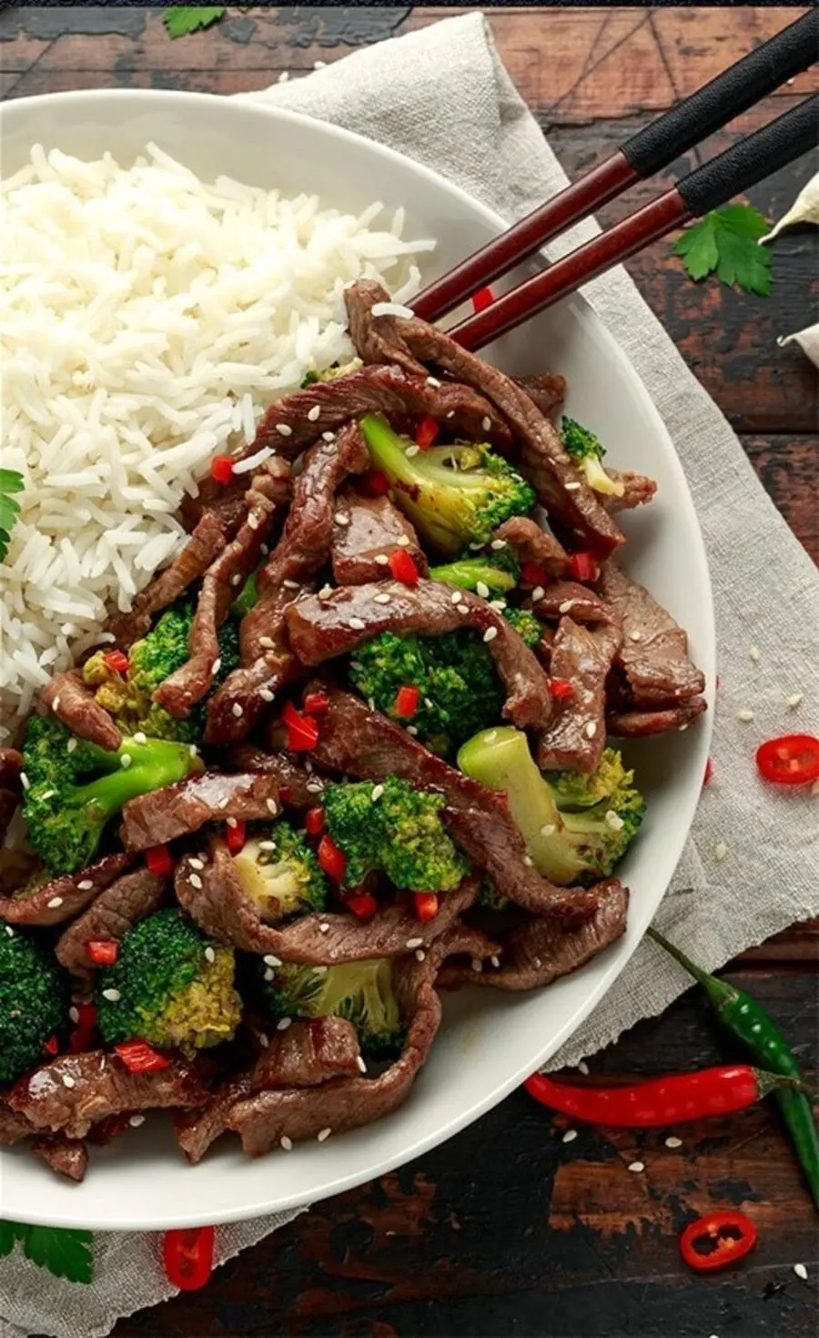 Przepis na Stir fry z wołowiny i brokułów na ostro. Czyli Jak ugotować i jak przygotować Stir fry z wołowiny i brokułów na ostro.