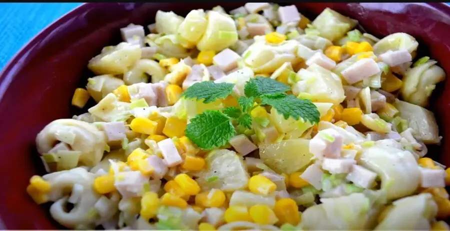 Przepis na Sałatka z tortellini, wędliną i ananasem. Czyli Jak ugotować i jak przygotować Sałatka z tortellini, wędliną i ananasem.