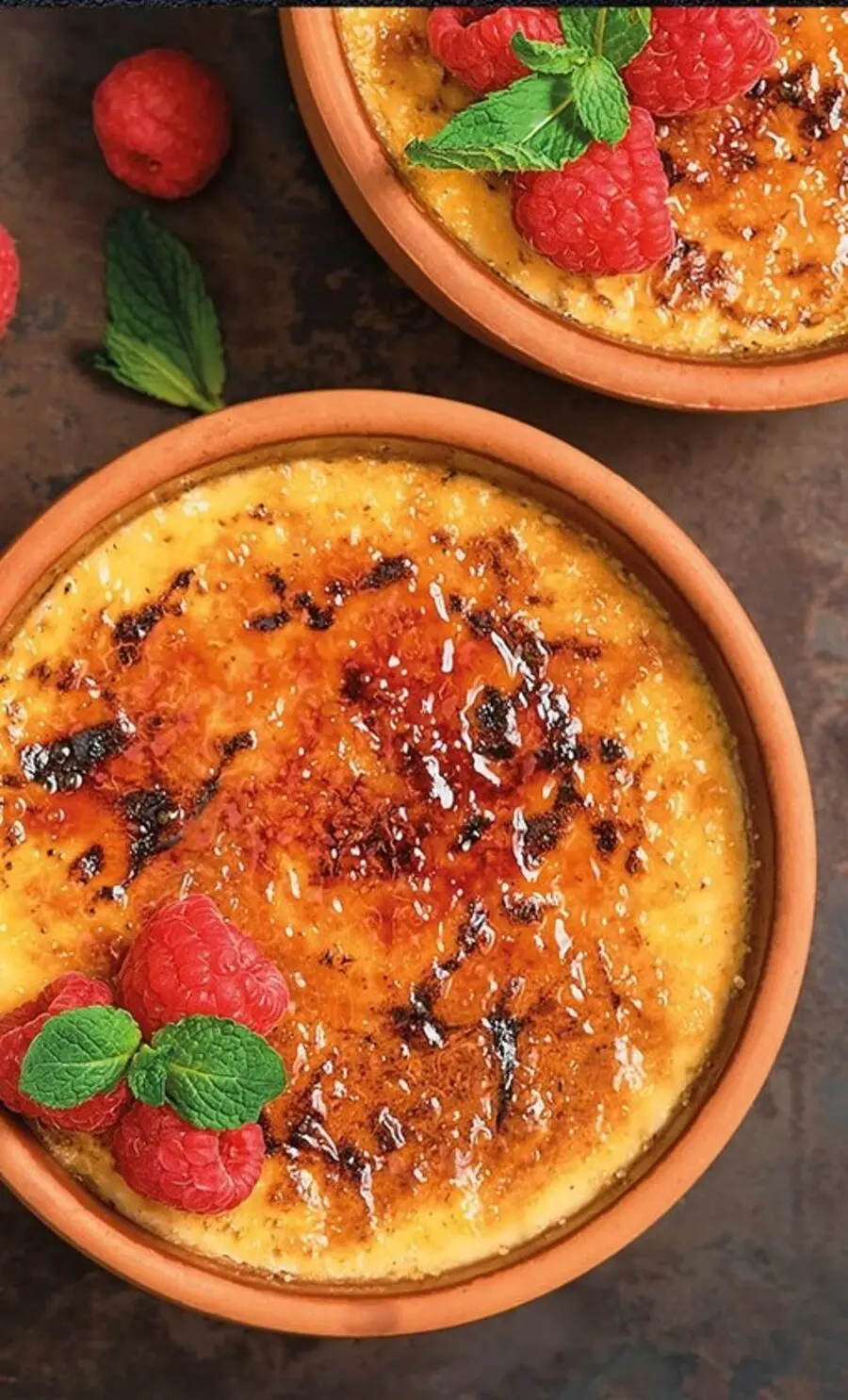 Przepis na Sylwestrowy crème brûlée. Czyli Jak ugotować i jak przygotować Sylwestrowy crème brûlée.