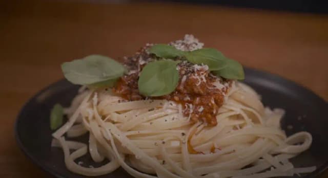 Przepis na Spaghetti bolognese