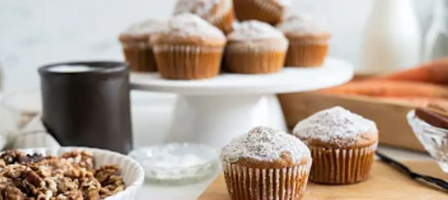 Przepis na Muffinki korzenne z marchewką i orzechami. Czyli Jak ugotować i jak przygotować Muffinki korzenne z marchewką i orzechami.