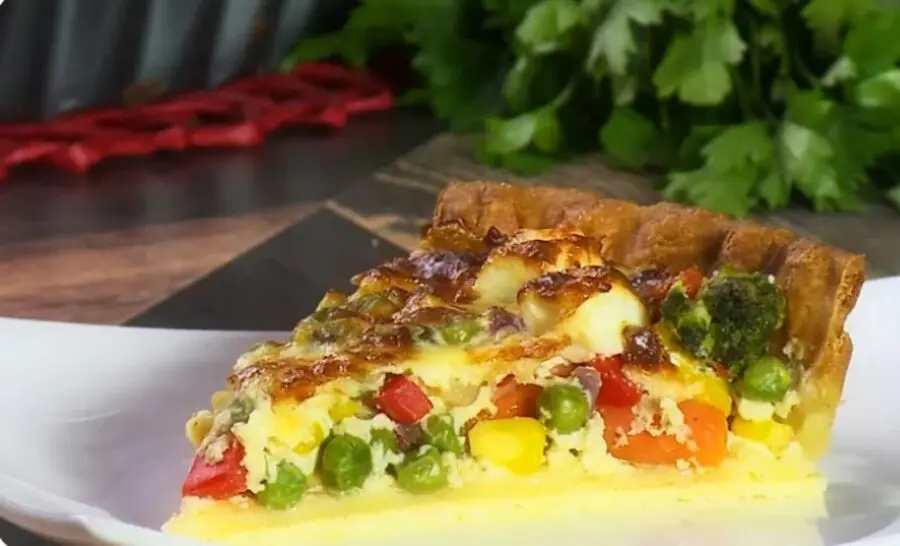 Przepis na Tarta warzywna z serem feta. Czyli Jak ugotować i jak przygotować Tarta warzywna z serem feta.