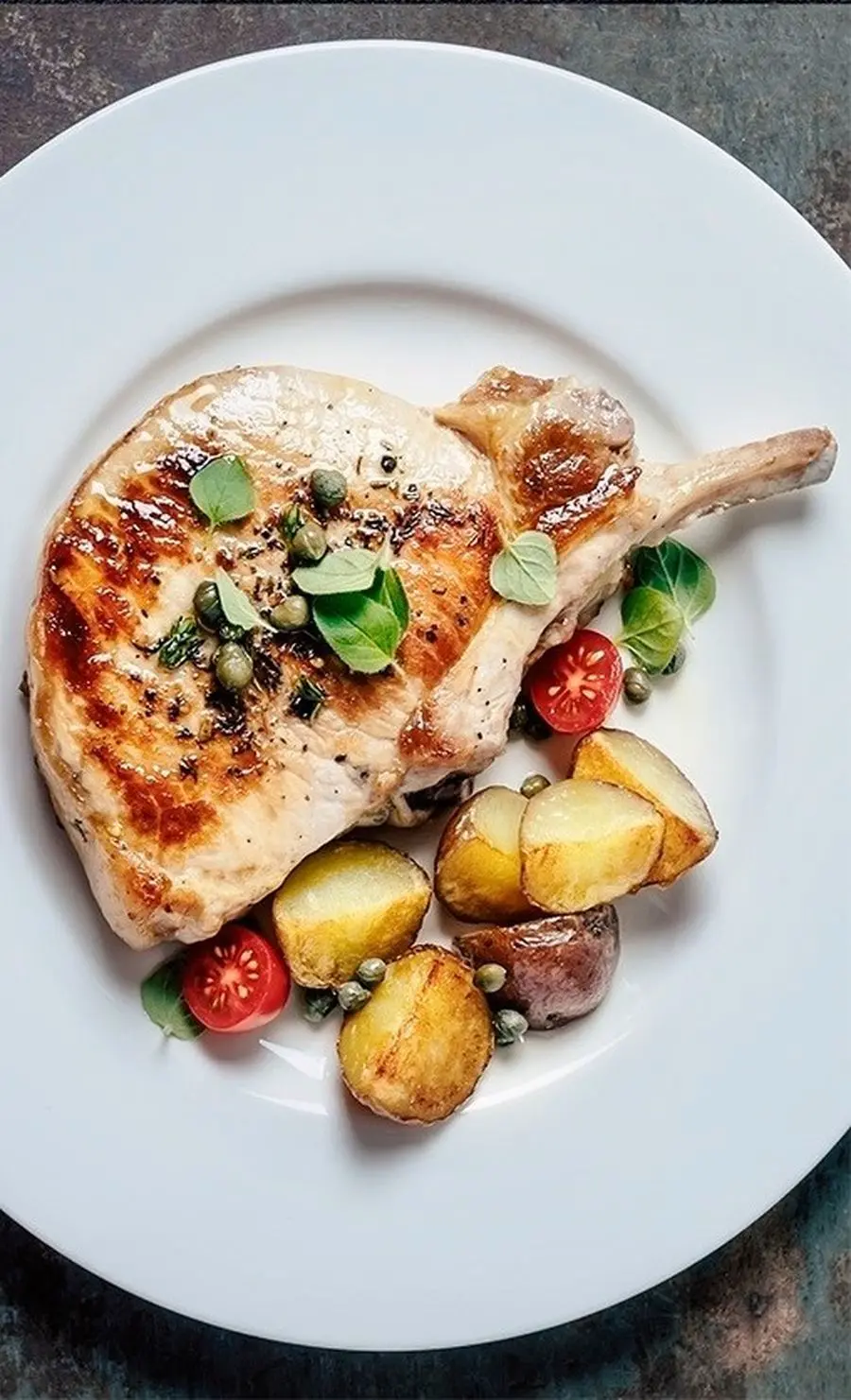 Przepis na Schab w majeranku z pieca. Czyli Jak ugotować i jak przygotować Schab w majeranku z pieca.