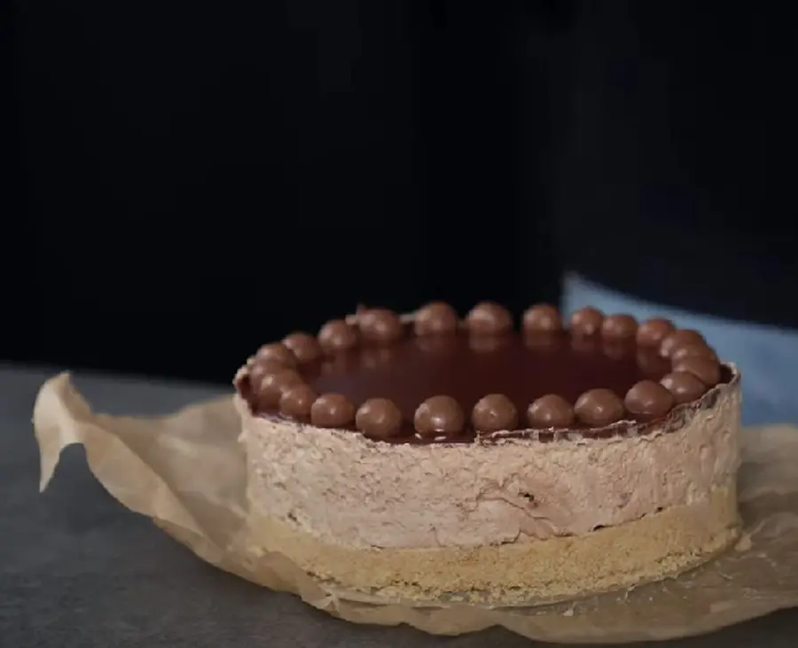 Przepis na Sernik maltesers. Czyli Jak ugotować i jak przygotować Sernik maltesers.