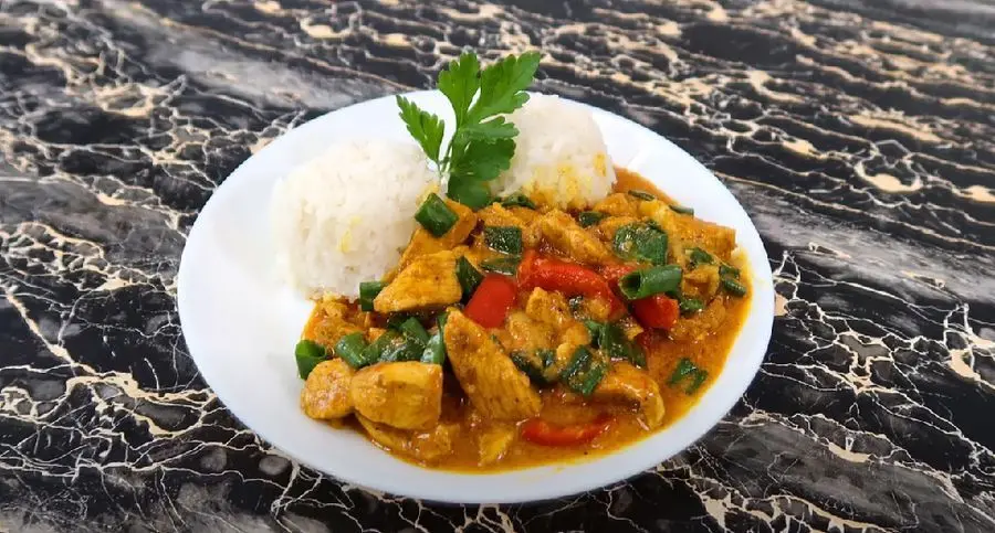 Przepis na Kurczak Curry. Czyli Jak ugotować i jak przygotować Kurczak Curry.