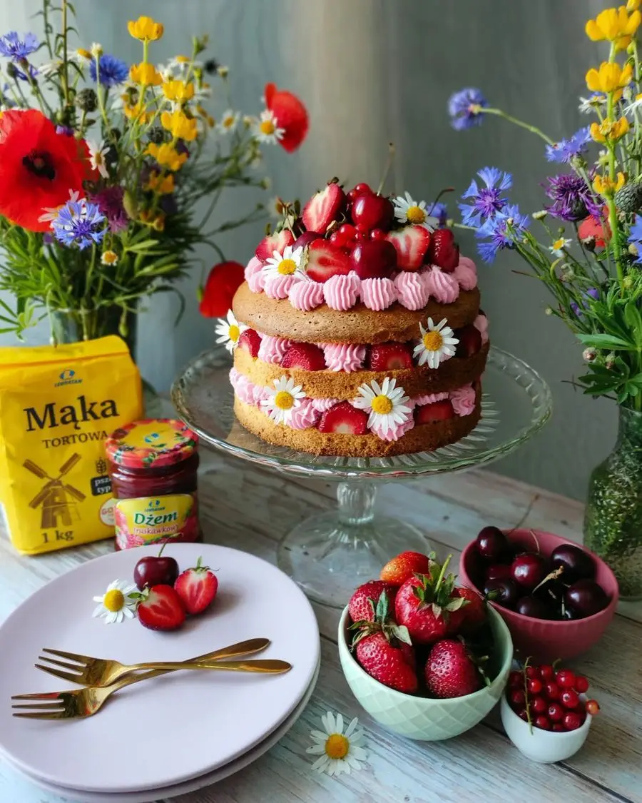 Przepis na Letni tort owocowy. Czyli Jak ugotować i jak przygotować Letni tort owocowy.