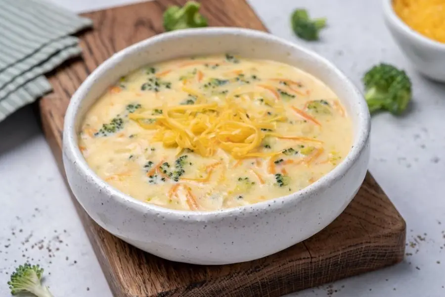 Przepis na Zupa cheddar z brokułami. Czyli Jak ugotować i jak przygotować Zupa cheddar z brokułami.